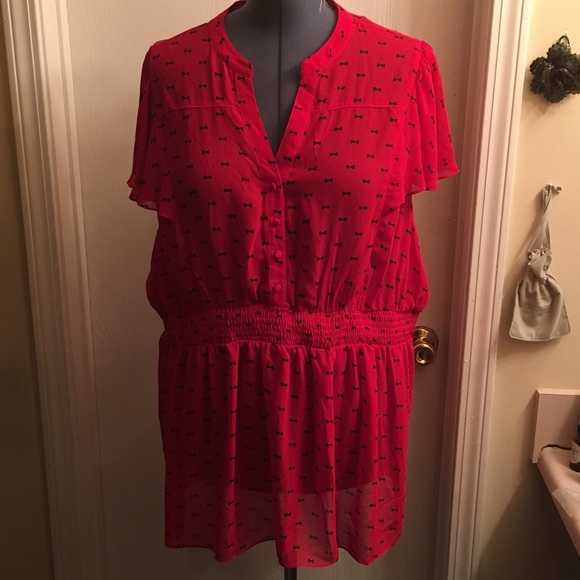 torrid Tops - NWT. Torrid red bow print size 4 sheer empire top.